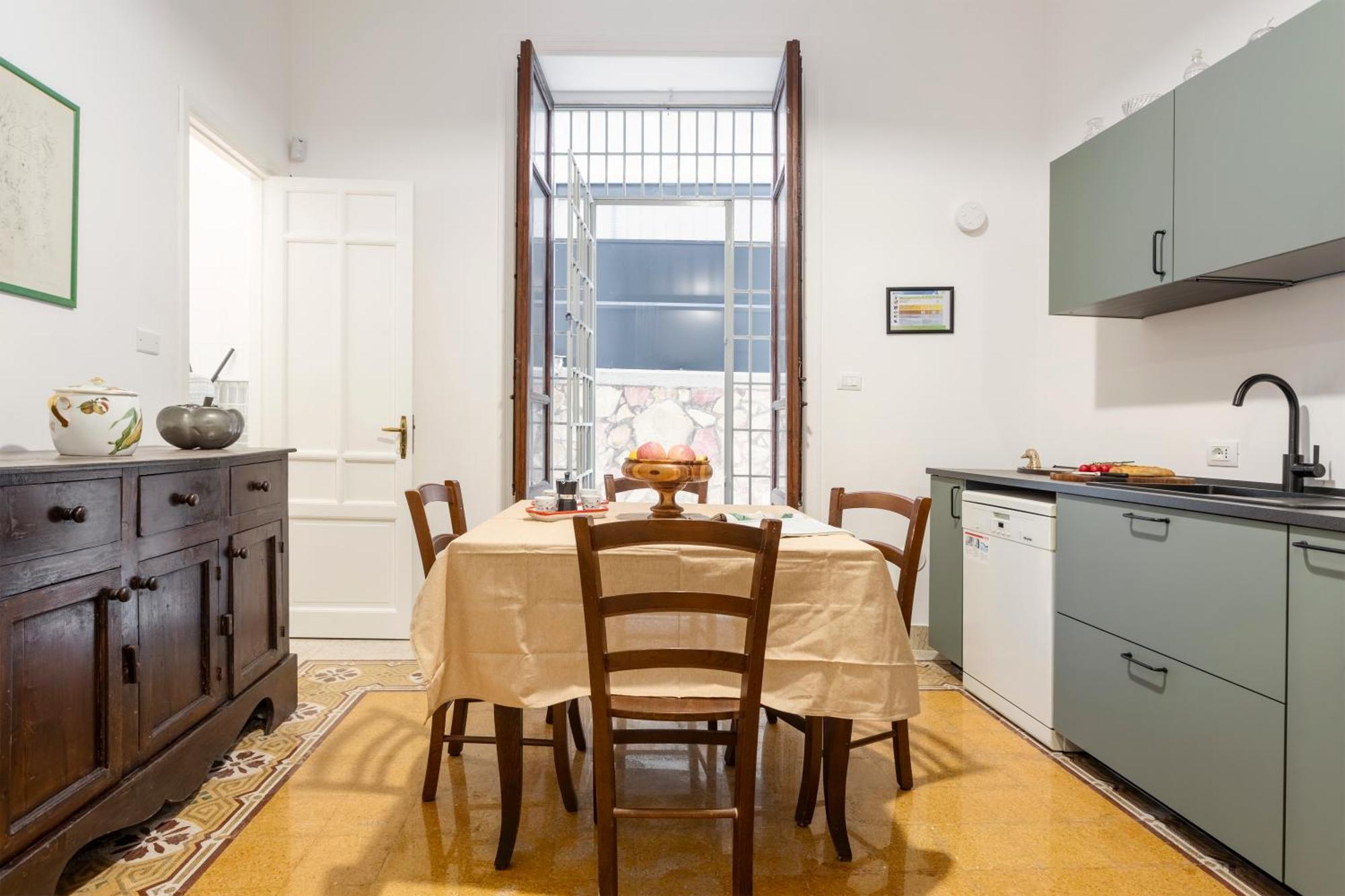 Cicco'S Home - Holidays Apartment Palermo Exterior photo